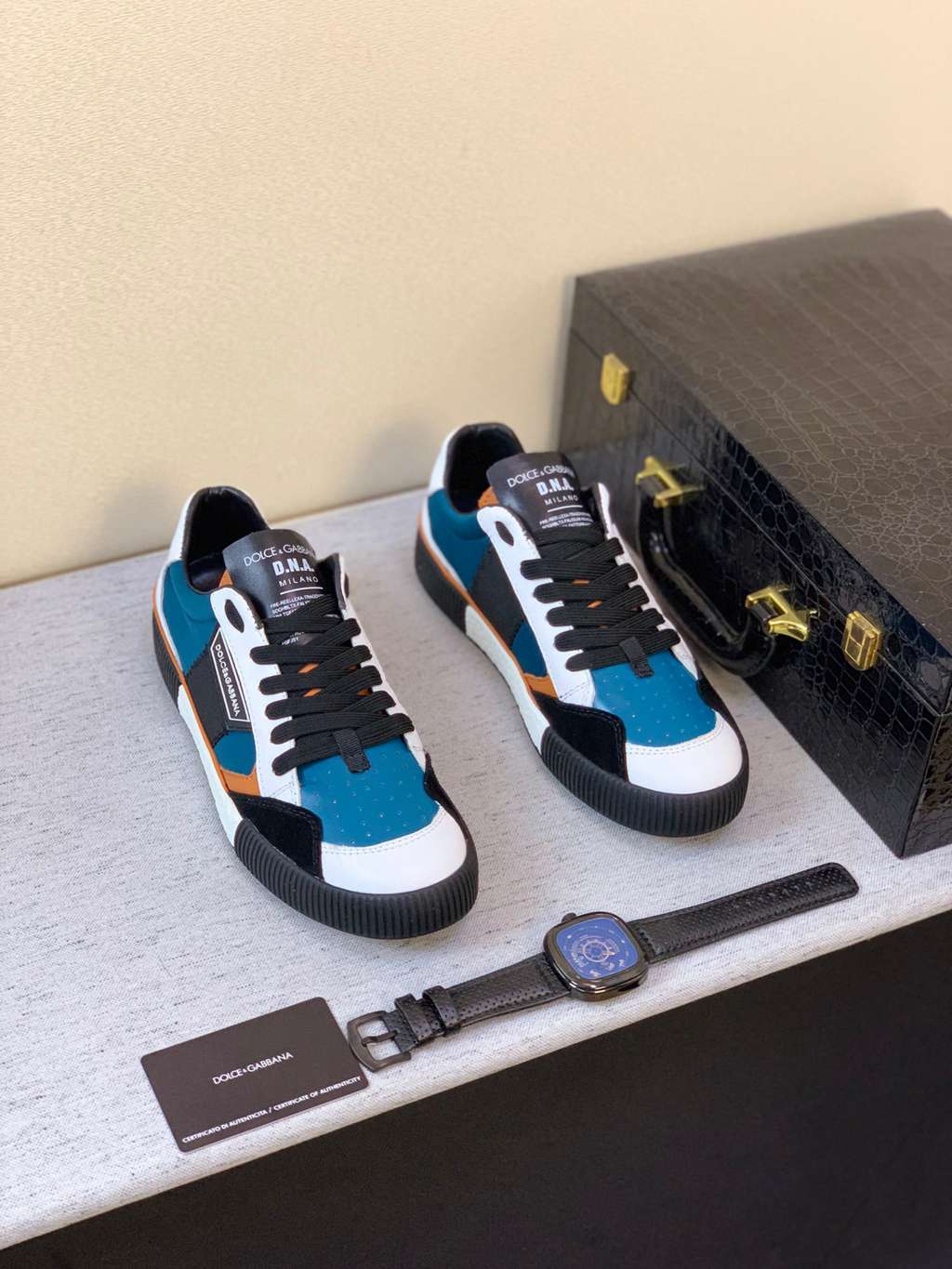 D*G sneaker